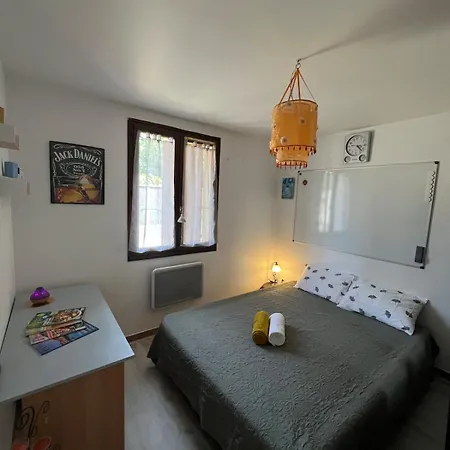 La Maison De Claude Avec Terrasse Et Piscine Willa *
